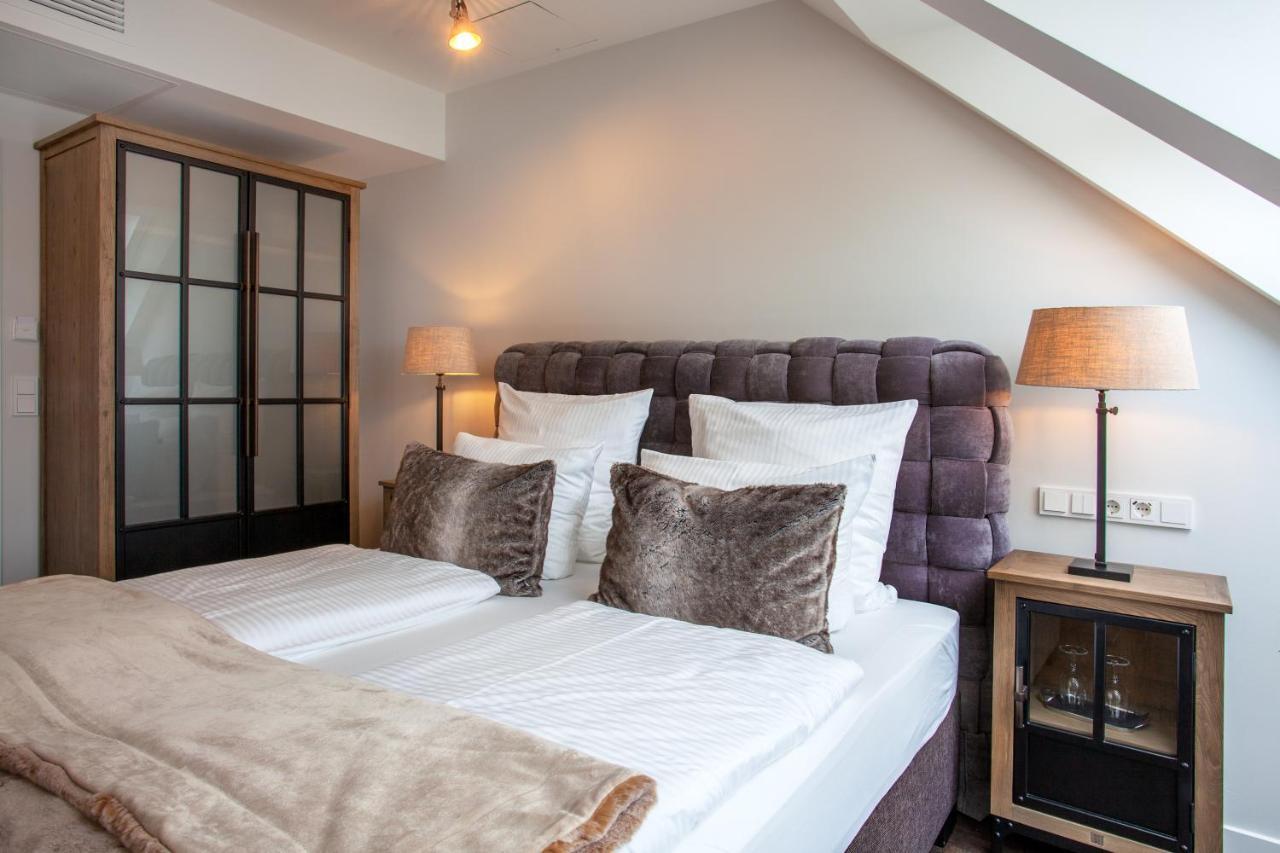 Hotel Achterum Greetsiel Eksteriør billede